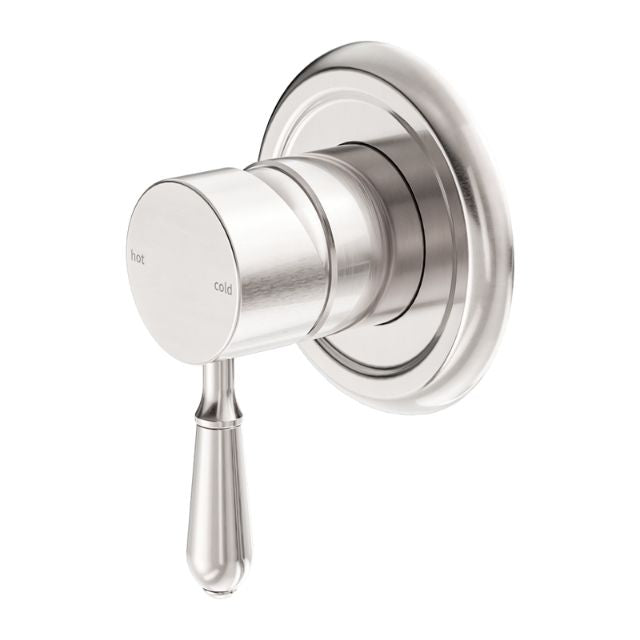 Nero York shower mixer with metal lever in brushed nickel, wall-mounted round tap with plate